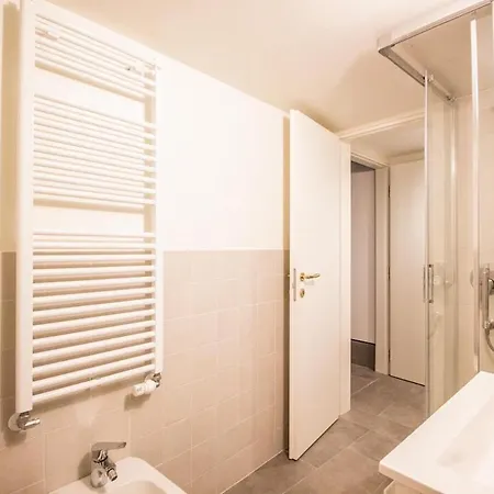 La Casa Ai Frari - Su Tre Livelli - Centro *