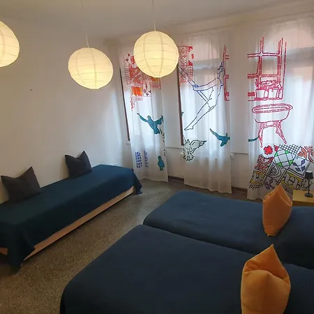 La Casa Ai Frari - Su Tre Livelli - Centro