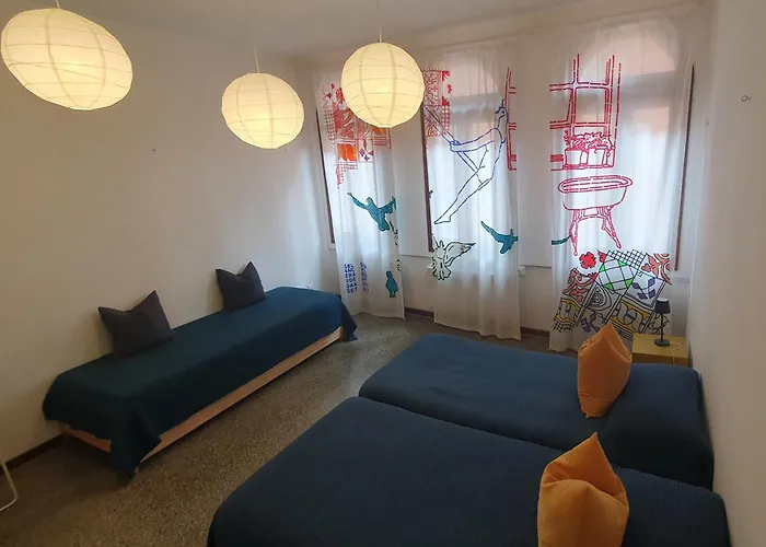 La Casa Ai Frari - Su Tre Livelli - Centro